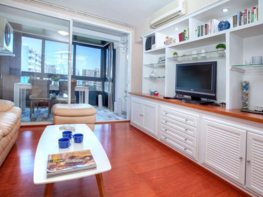 Apartment Incar