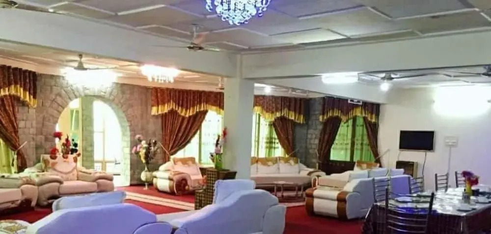 Tibet Motel