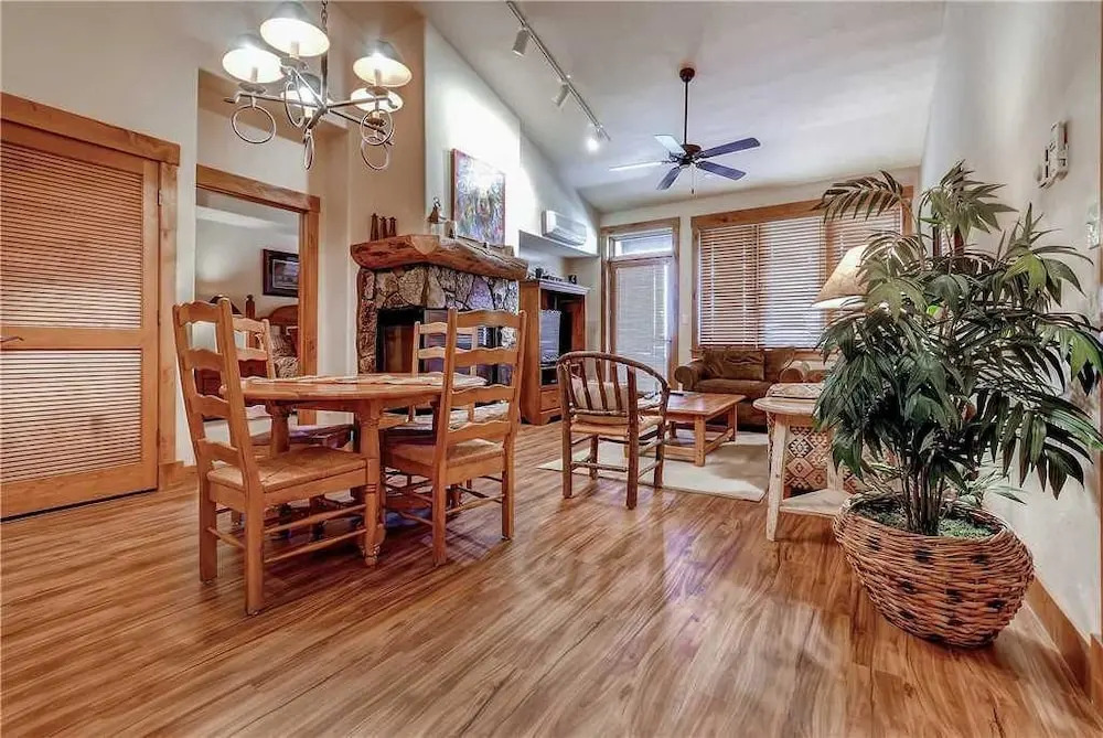 2305 Timberline Lodge, Trappeur's Crossing Apartment 2
