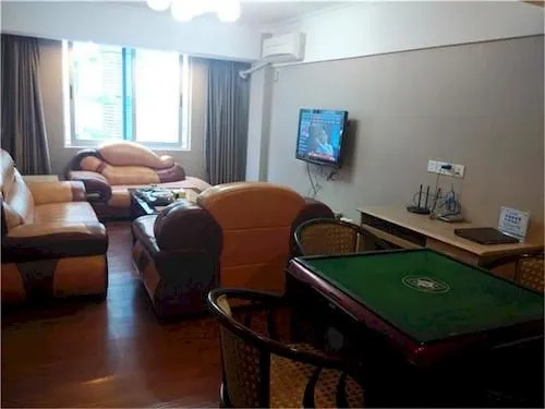 Yiju Hotel