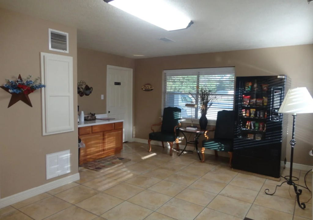 Garden Inn and Suites Silsbee
