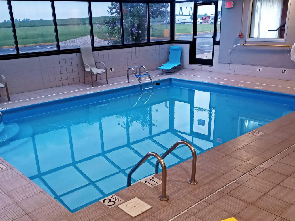 Clarion Pointe Evansville North