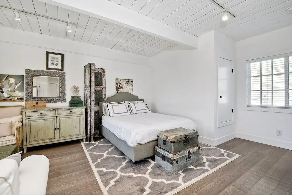 3690 Carlsbad Boulevard - Unit C