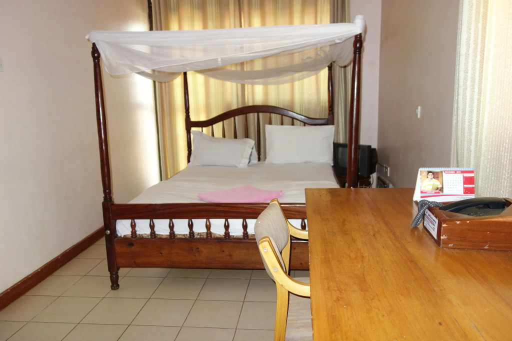 Satellite Hotel