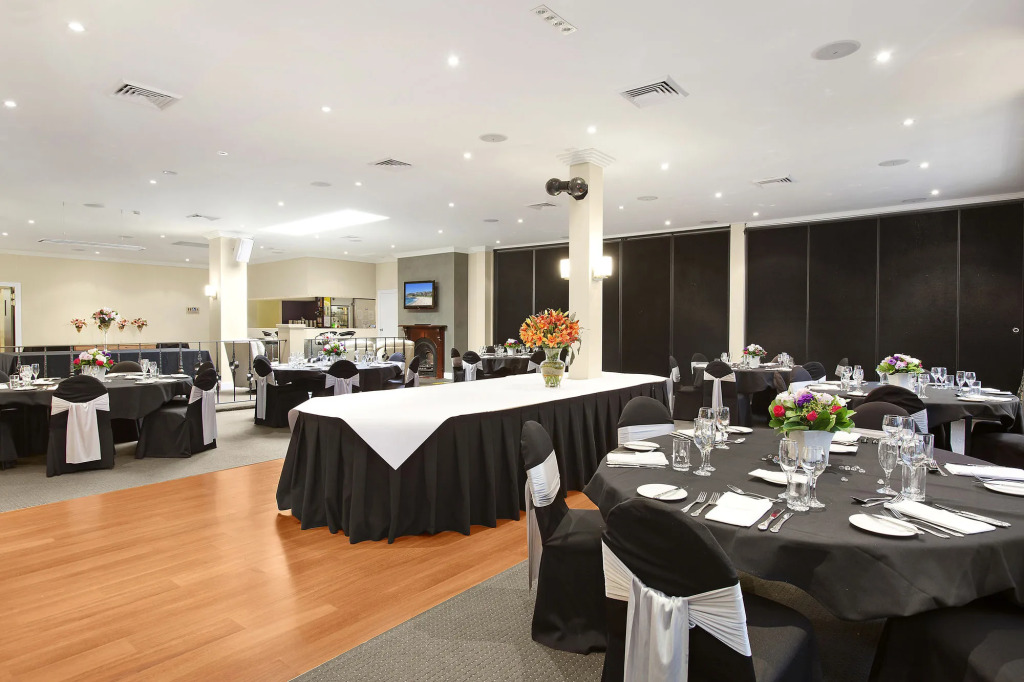 Checkers Resort