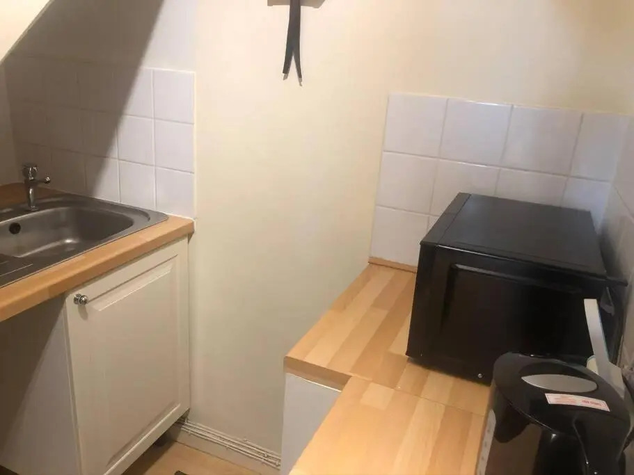 Marcela's Place - Private Studio near Heathrow