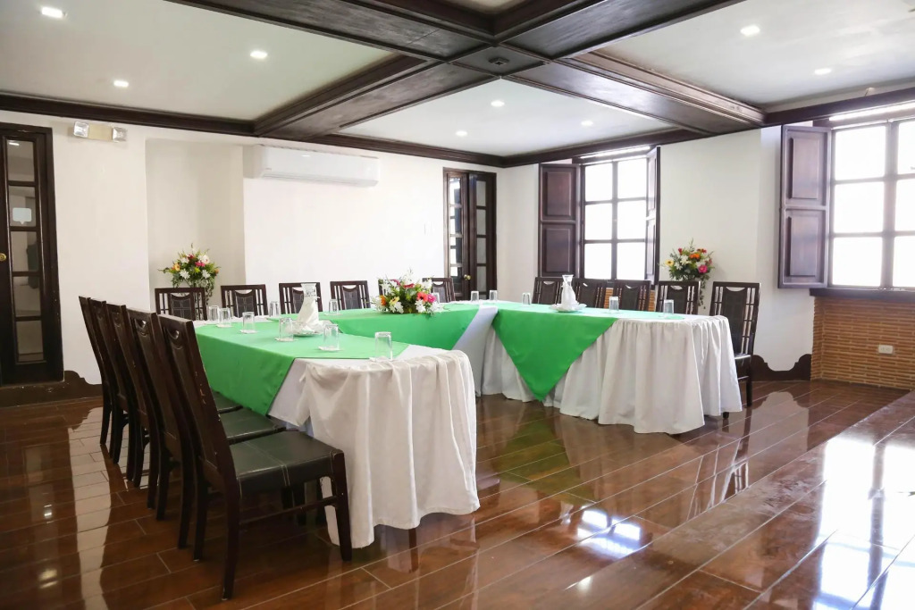El Carmen Hotel