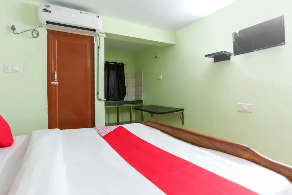 Hotel O Sai Sadanand Residency