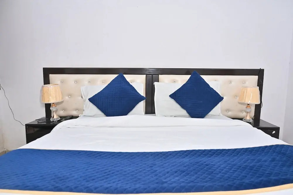 Hotel O A-One Unit Of Fantail Hospitality