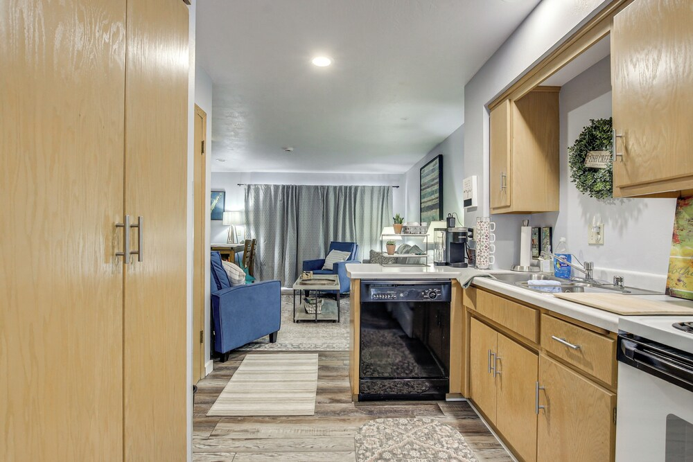 < 1 Mi to Peninsula State Park: Central Condo