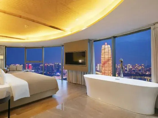 Yanzhu Yishe Guoyun Hotel (Zhengzhou CBD Exhibition Center)