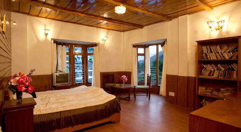 Hotel Brentwood Sanctuary