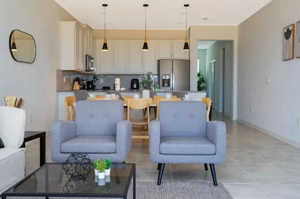Townhouse 3 BR, 2.5 BA Villa Sleeps 10
