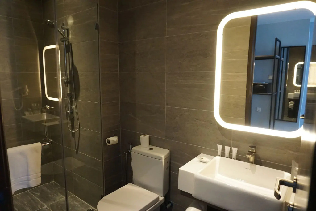 Urban H Hotel