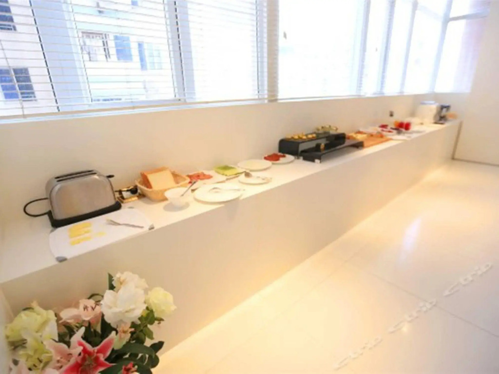 Shenzhen Dongmen Colour Hotel