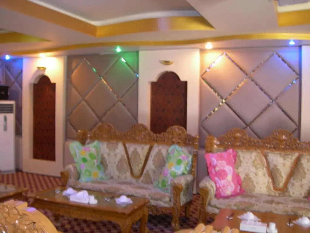Famous Parami Hotel