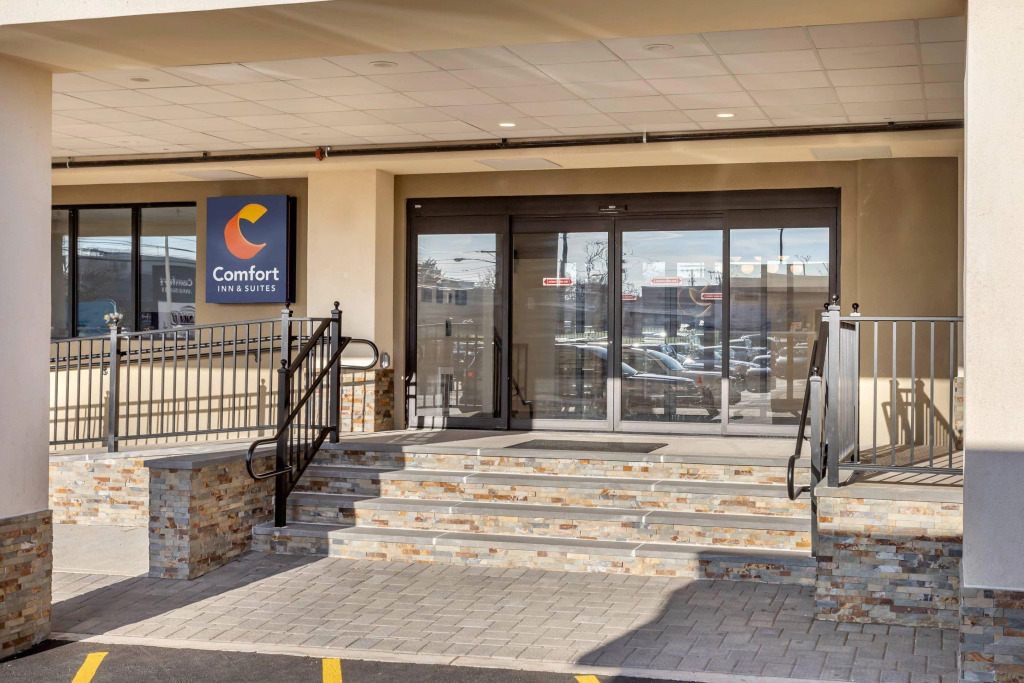 Four Points by Sheraton Newark Airport