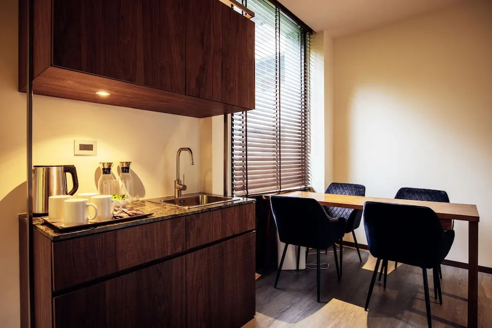 Hotel BEGINS 倉箱蜜境文旅