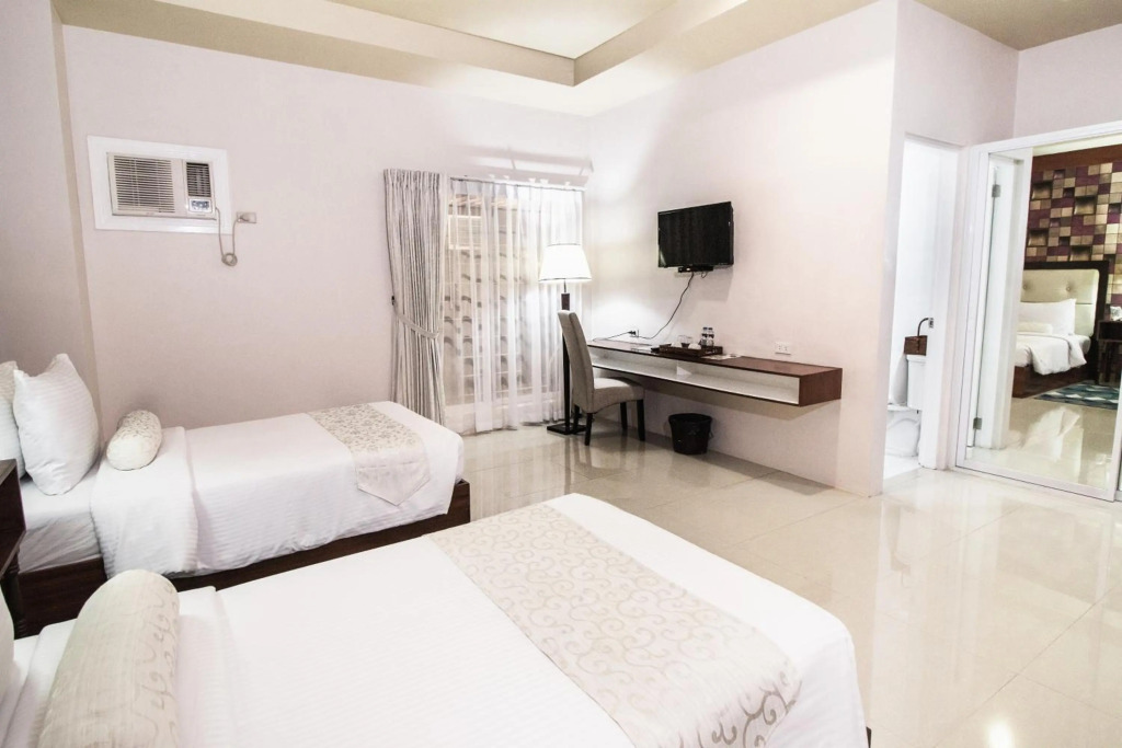 Sierra Hotel