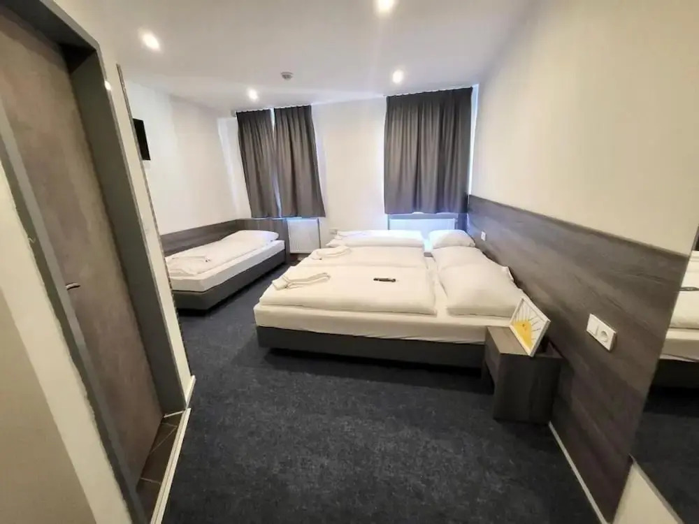 Hotel City Meetpoint