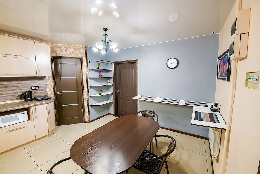 Apartment on Utkinskaya 30