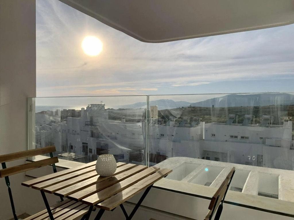 Sunset Ocean View Apartment mit SPA und Parking