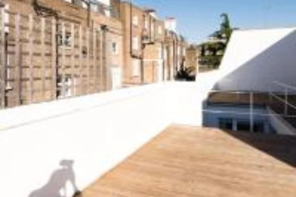 The Harrods Mews Modern 4Bdr Mews Home With Terrace