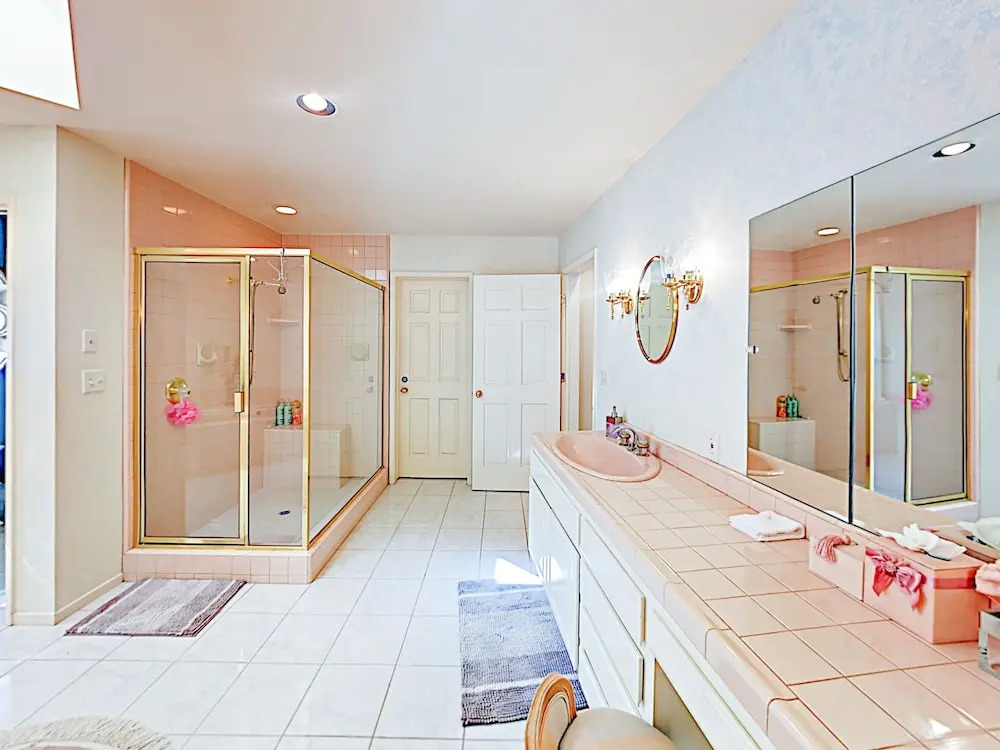 Classic Mid-Century Deanza Home Home