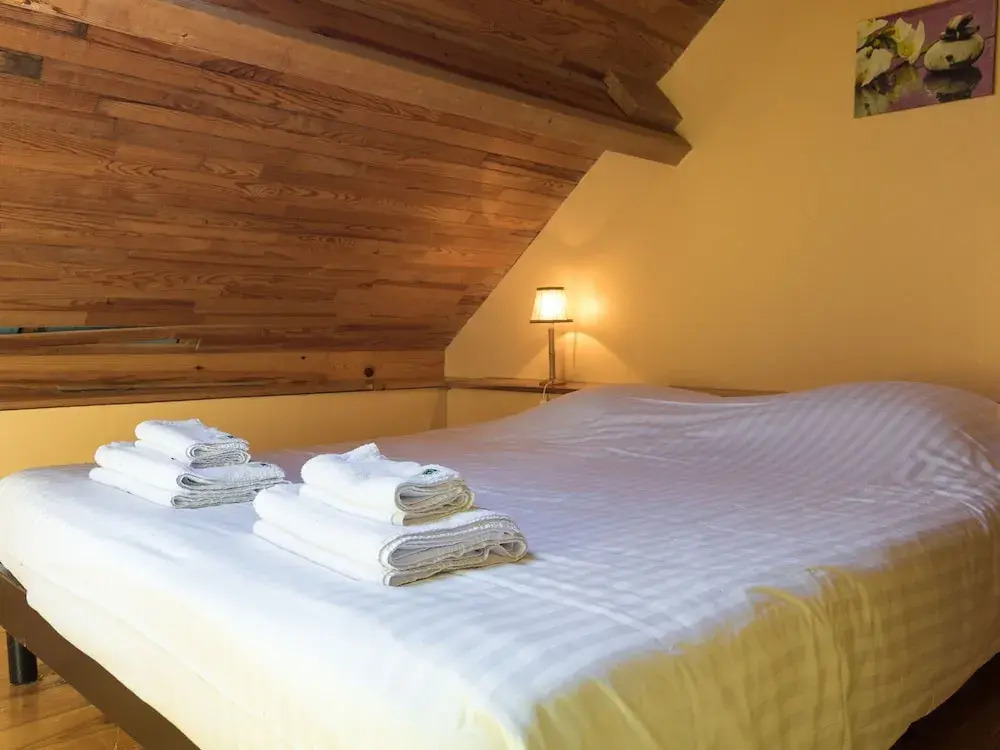 Romantic stay in a medieval castle with pool and restaurant among others