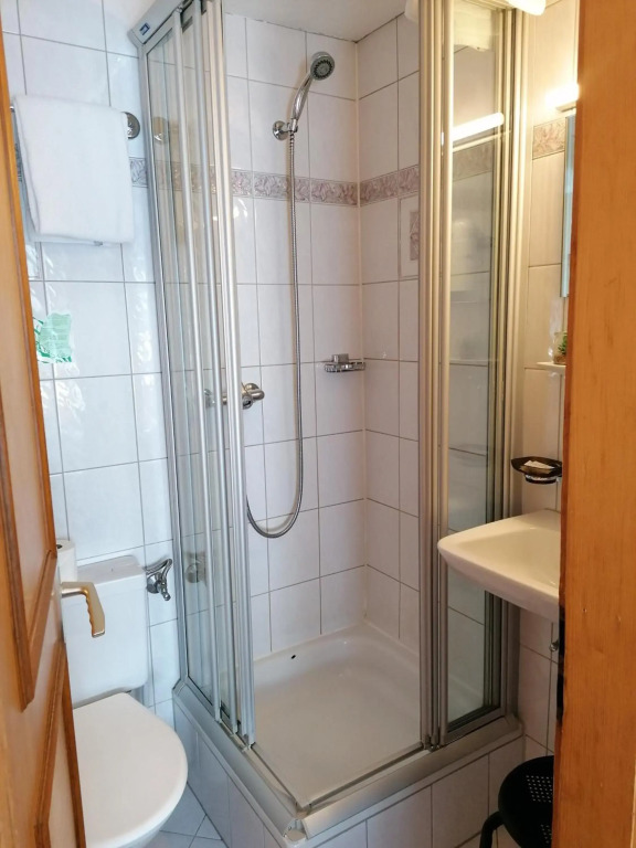 Petit Helvetia Budget Hotel