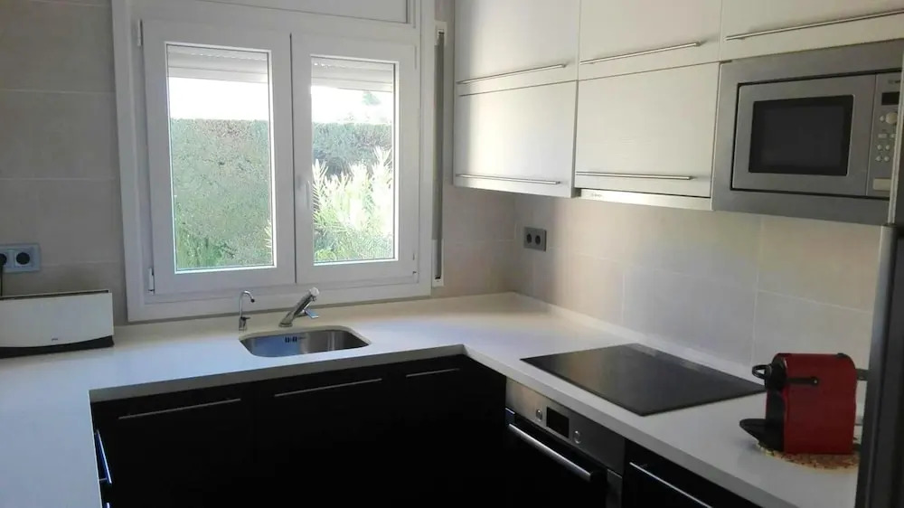 House With 2 Bedrooms in Miami Platja, With Shared Pool, Enclosed Garden and Wifi Near the Beach