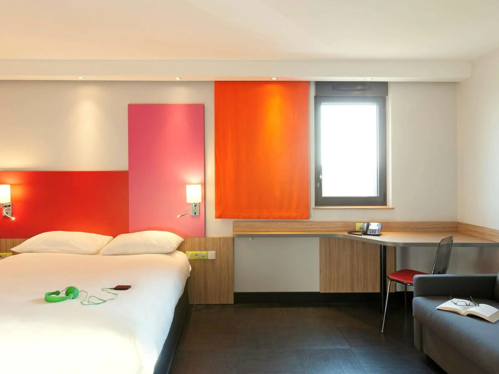 ibis Styles Romans-Valence Gare TGV