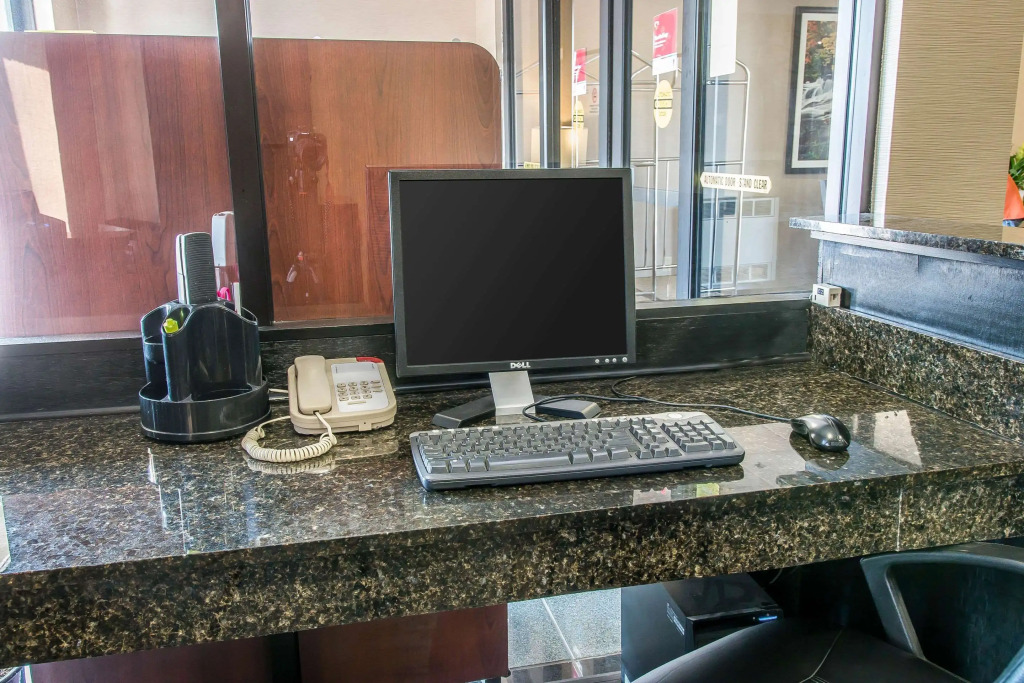 Comfort Suites Wixom - Novi