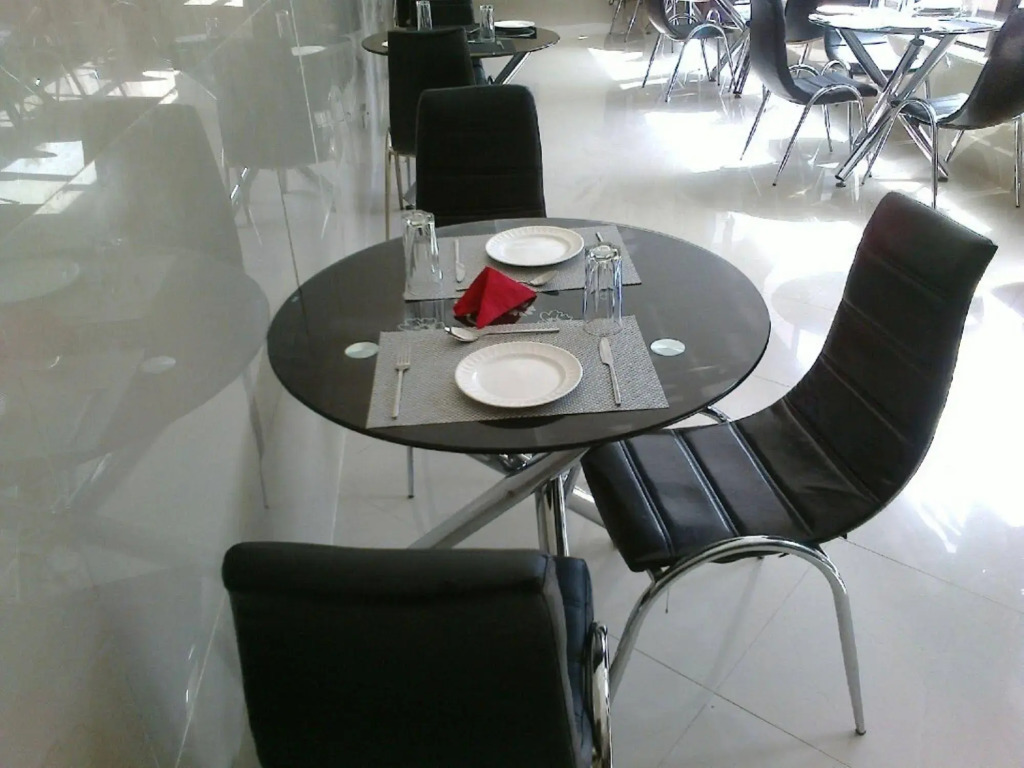 Primal Hotel