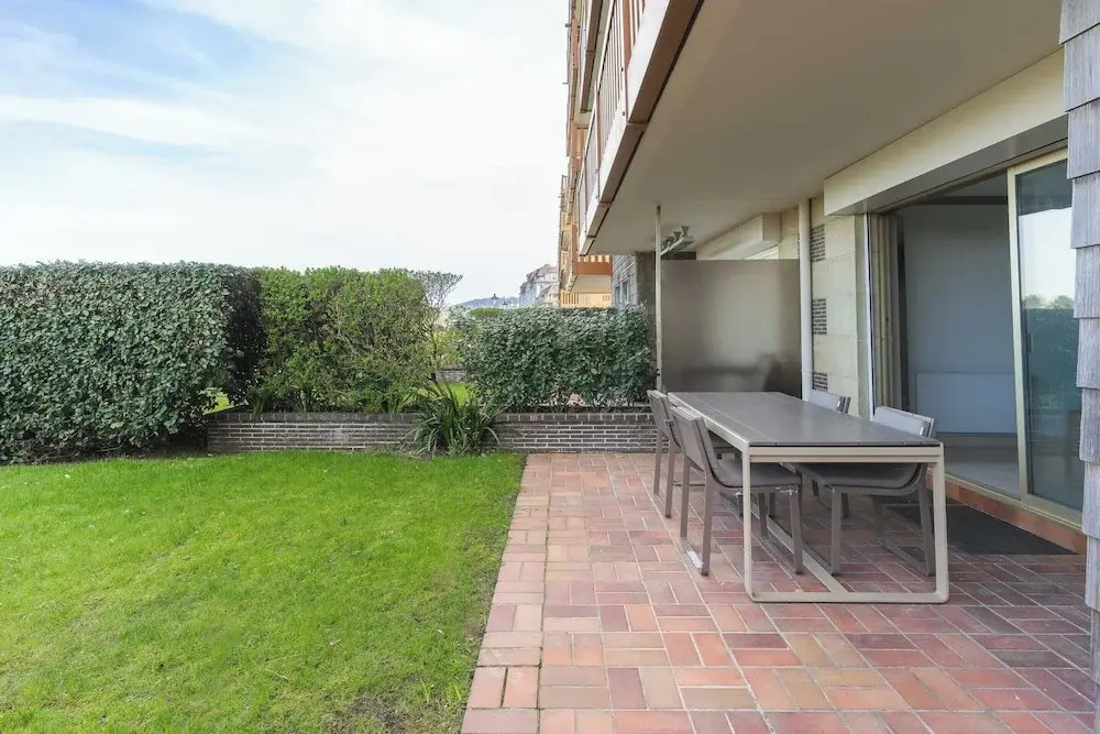 Luxurious Apartment 4 People - Casino Barria\"re