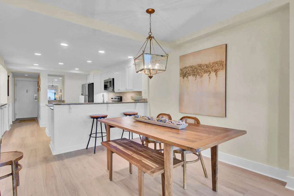 303a Shipwatch by Avantstay Ocean View, Shared Pool, Boardwalk to Beach
