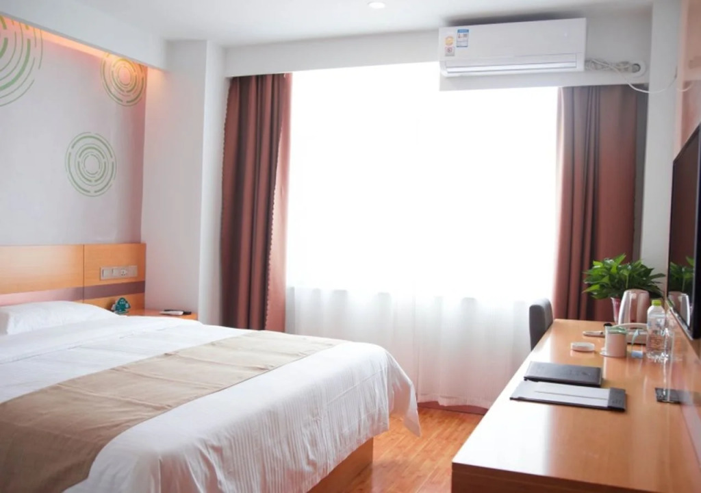 GreenTree Inn Dezhou Qingyun Government Express Hotel