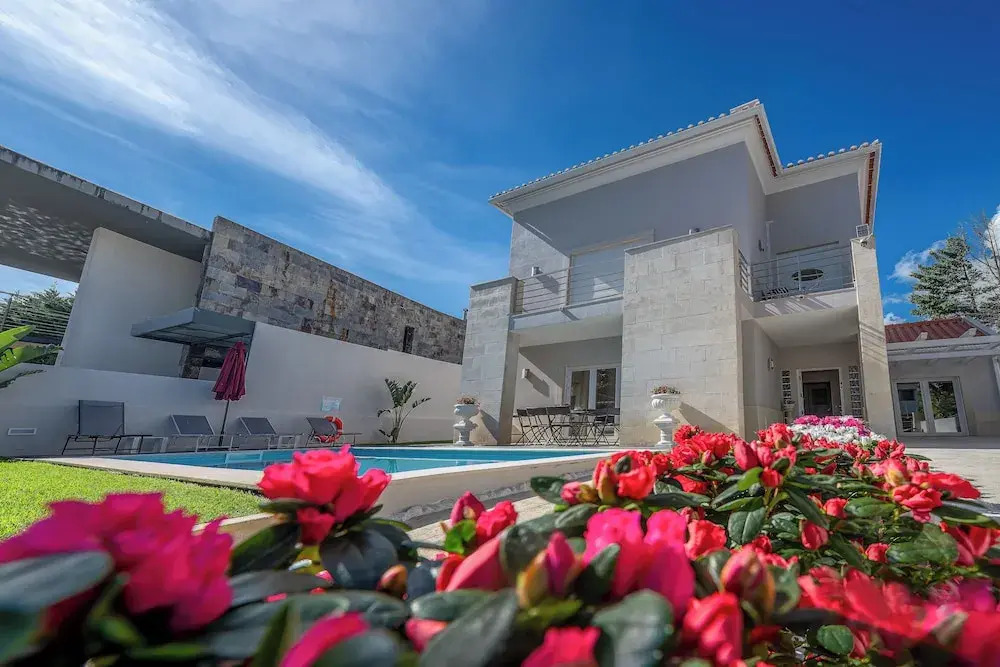 Sintra Dream Garden Villa near Cascais