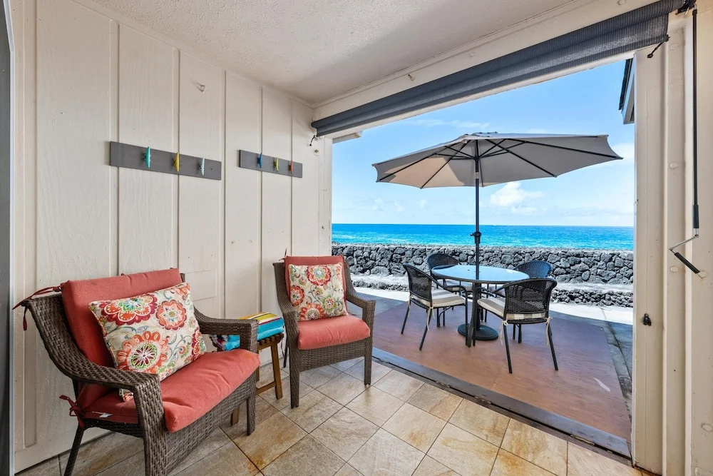 Big Island Keauhou Surf & Racquet 181 2 Bedroom Townhouse