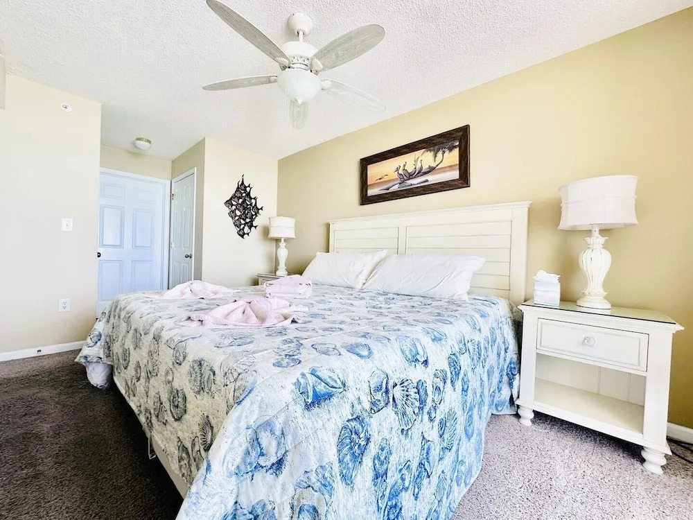 Ashworth 1303 3 Bedroom Condo by RedAwning, North Myrtle Beach