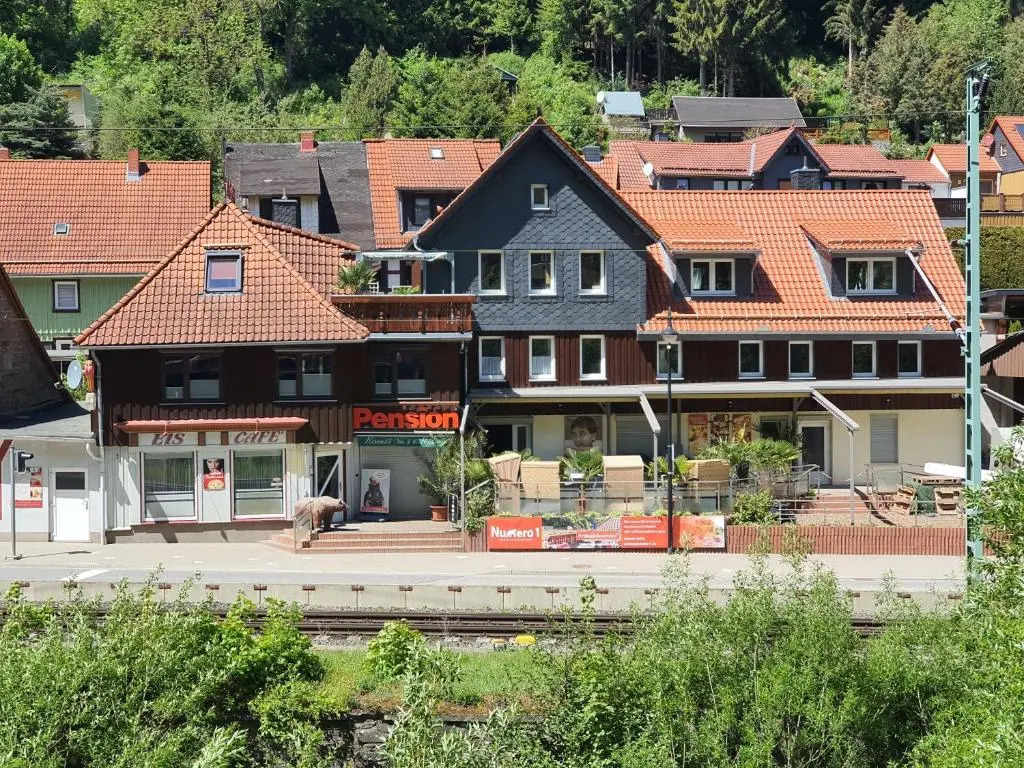 Numero1-Pension und Cafe