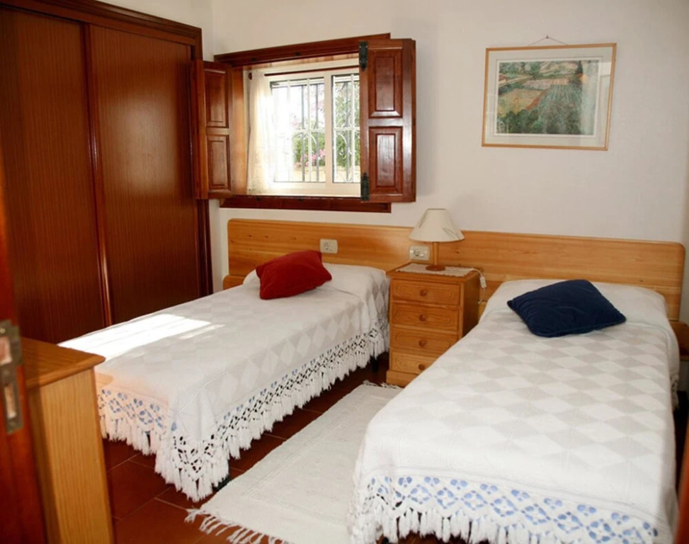 House With 2 Bedrooms in Camposancos, With Wonderful sea View, Enclose