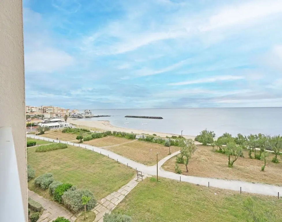 City-centered Comfort in Agde
