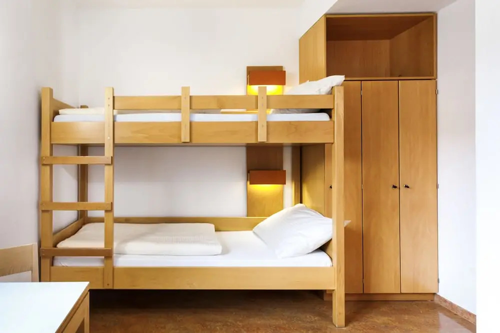 DJH Garmisch- Partenkirchen - Hostel