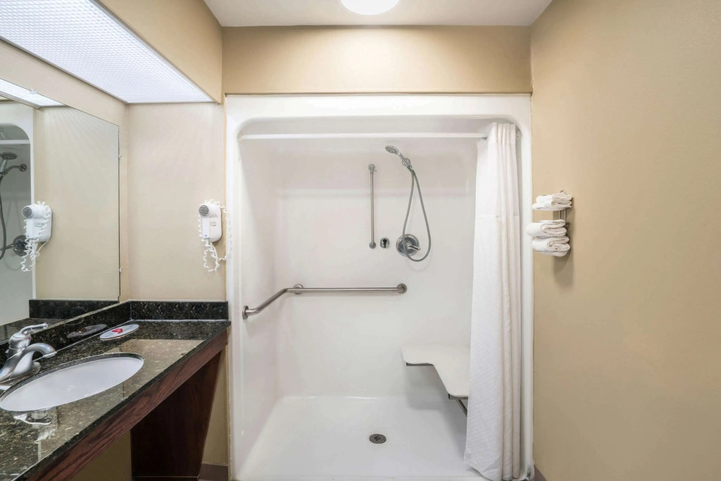 Baymont by Wyndham Prattville - Montgomery