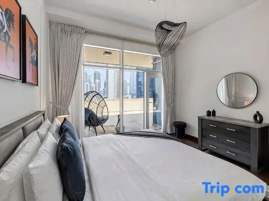 Stylish Apartment Huge Terrace Near Burj Khalifa