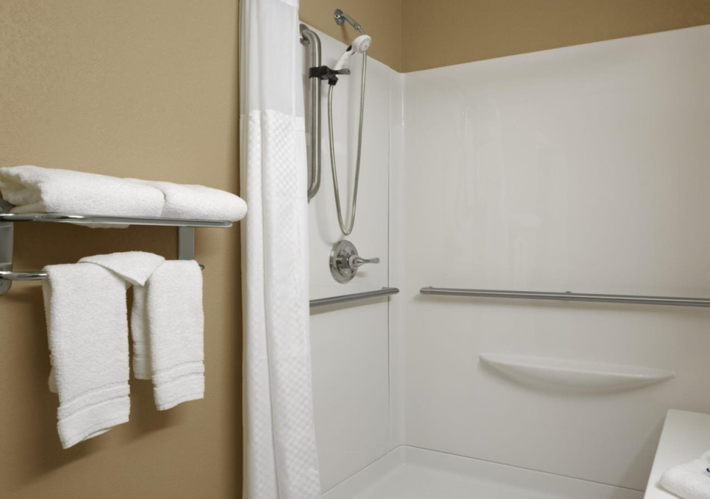Microtel Inn & Suites By Wyndham Mineral Wells/Parkersburg