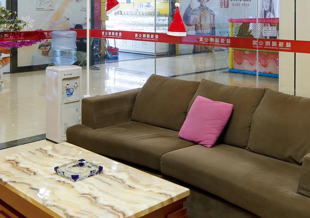 Longqiang International Apartment