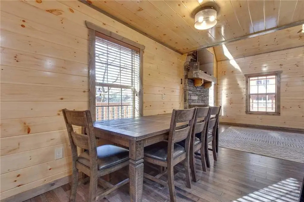 Mirror Pond - Four Bedroom Cabin
