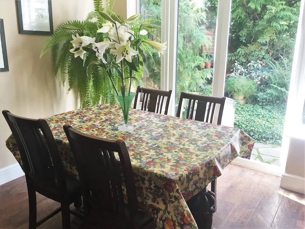 Ivy House B&B
